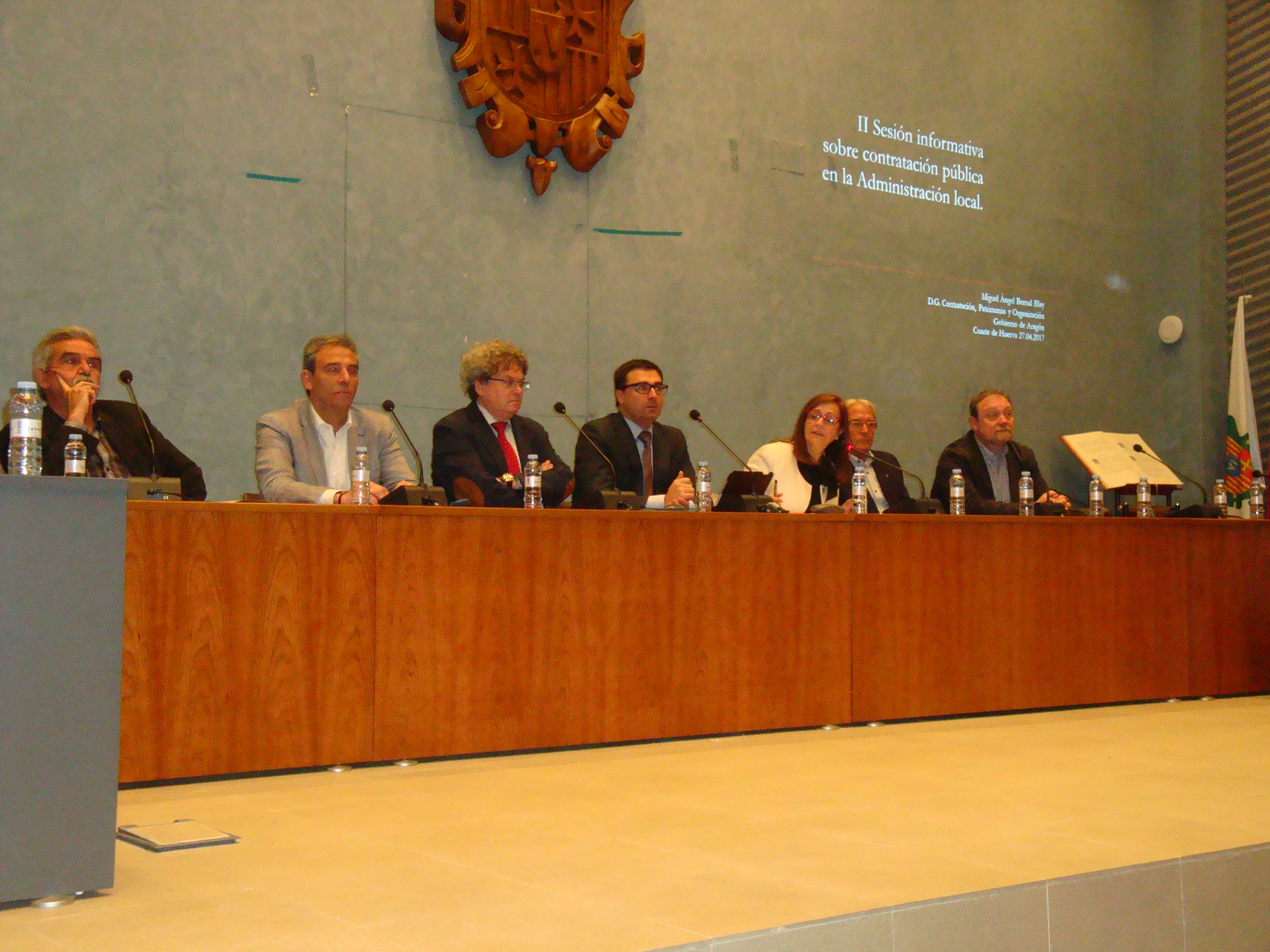 Sesión informativa sobre contratos