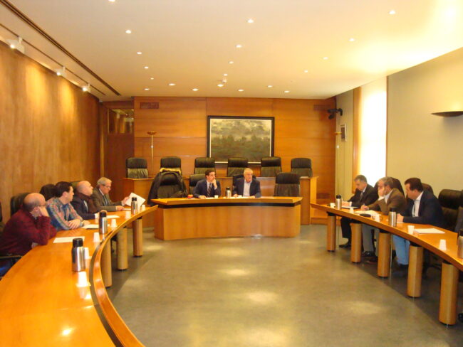 Foto con los grupos de las Cortes