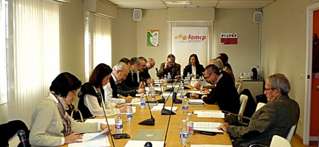 sesion-constitutiva-de-la-comision-de-municipios-de-mas-de-8000-habitantes Sesión constitutiva de la Comisión de municipios de más de 8.000 habitantes.