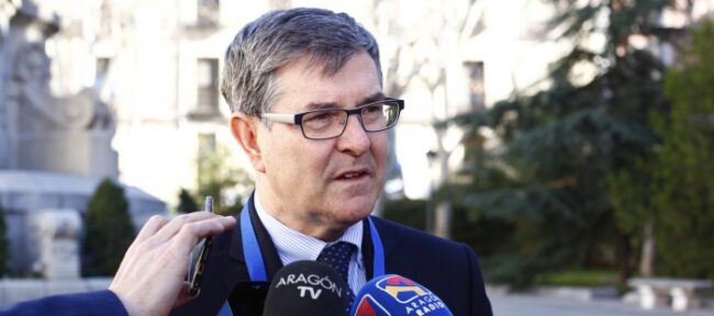 El consejero de Presidencia, Vicente Guillén, ha informado de los acuerdos del Consejo de Gobierno.